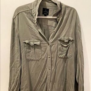 American Eagle Vintage Boyfriend Button Up Shirt